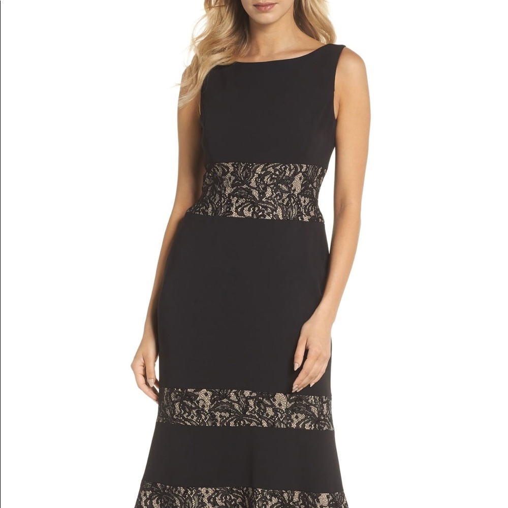 Vince Camuto Lace Panel Trumpet Gown